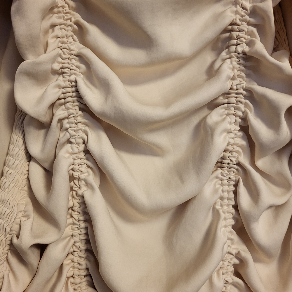 Mable Cream Ruched Drawstring Dress Size Medium - Picture 4 of 7